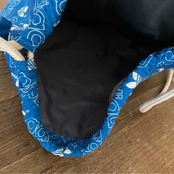 Adidas Blue and White Drawstring Bag - Picture 5 of 7